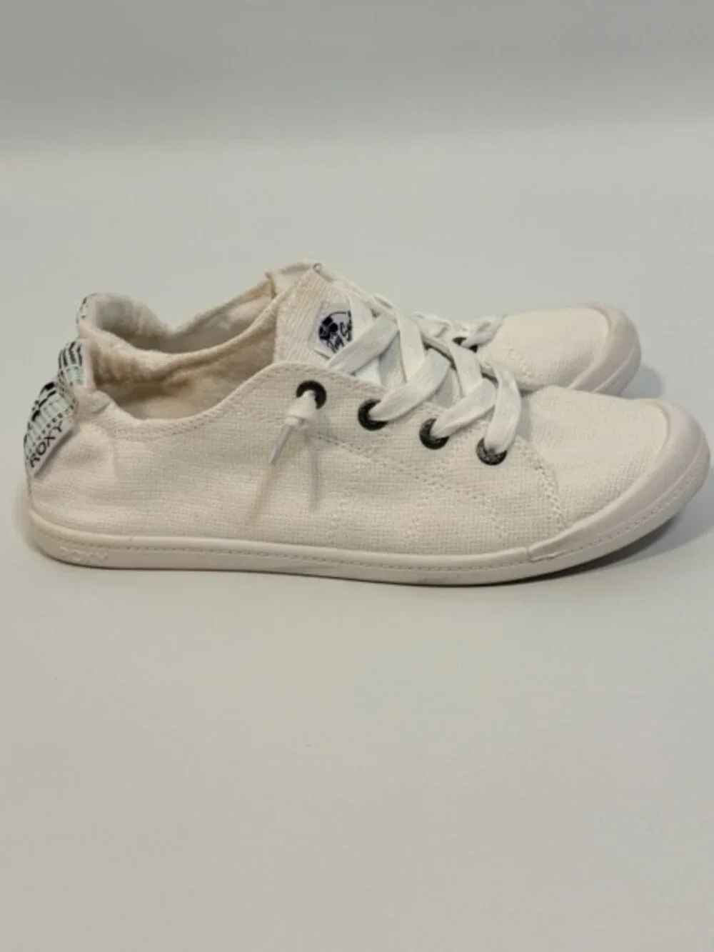 Roxy Bayshore White Sneakers Washable Size 8